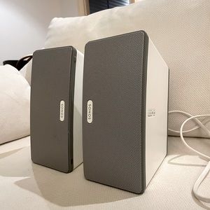 Sonos Play 3 Wireless Speakers White